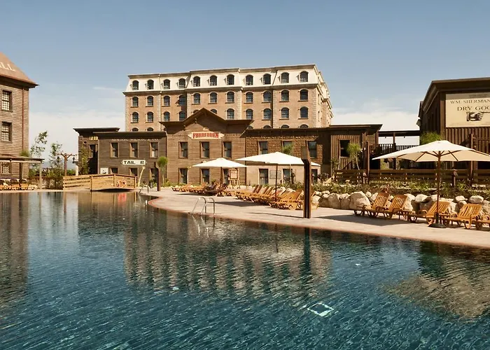 Portaventura Hotel Gold River - Includes Unlimited Access To Portaventura Park & 1 Access To Ferrari Land