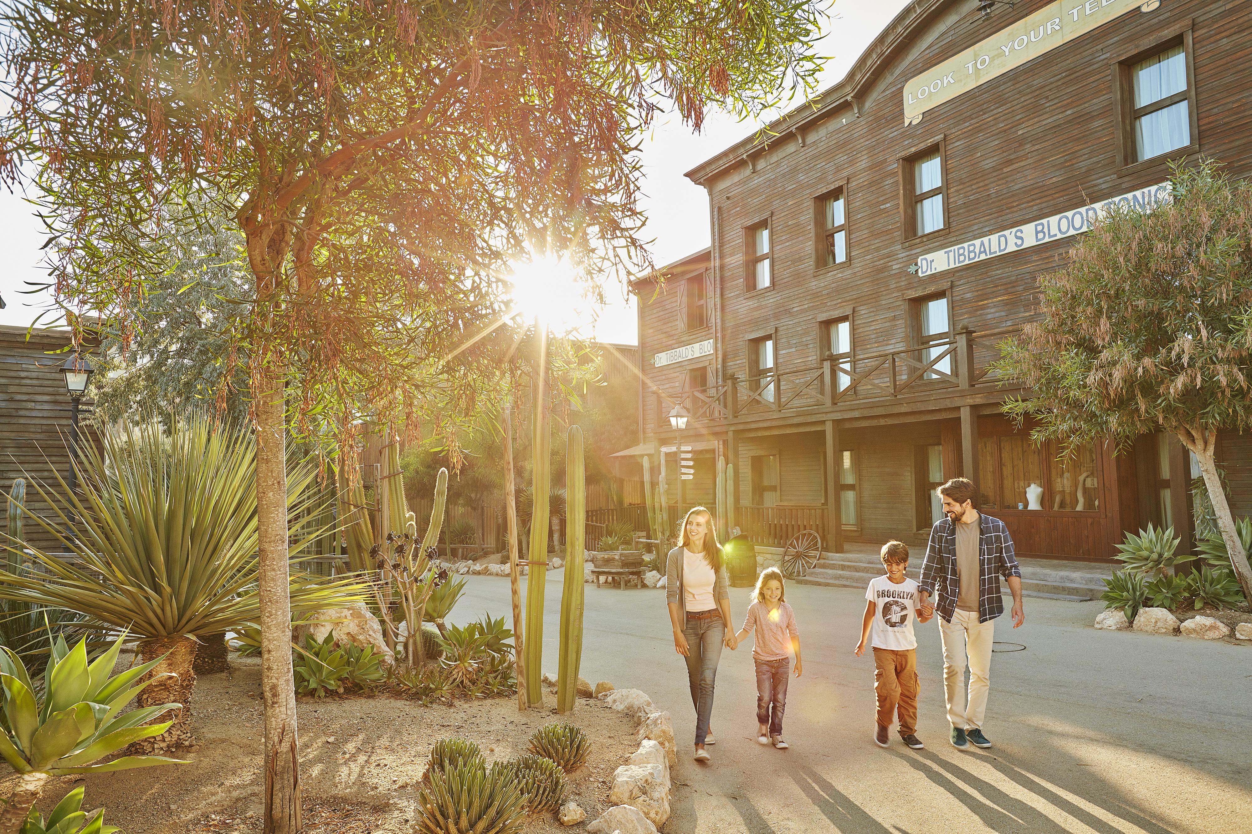 Portaventura Gold River: Theme Park Access Included 4*
